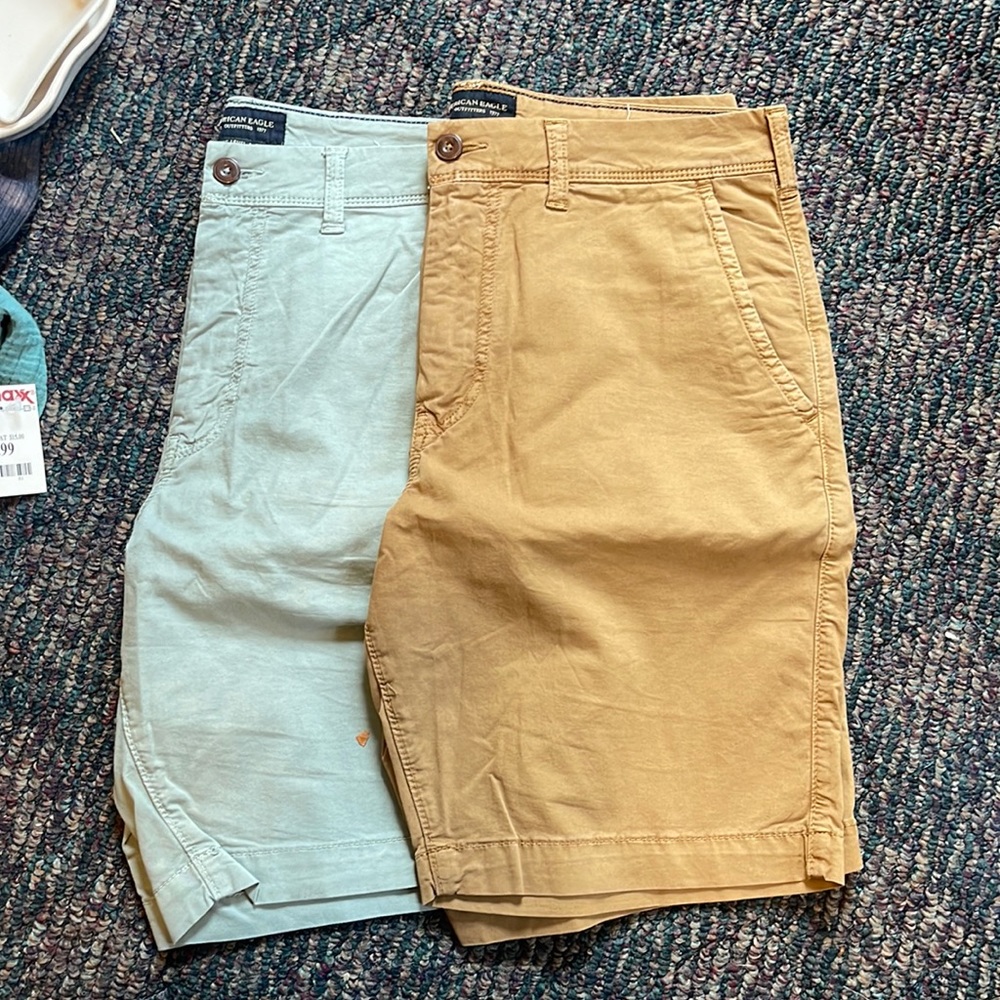 American eagle cargo shorts
